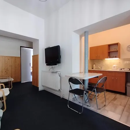Apartman Slavín